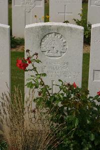 Tincourt New British Cemetery - Riddoch, William Turner