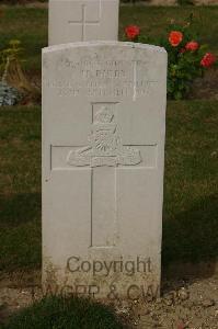 Tincourt New British Cemetery - Rigby, H