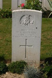 Tincourt New British Cemetery - Rowland, William Lesingham