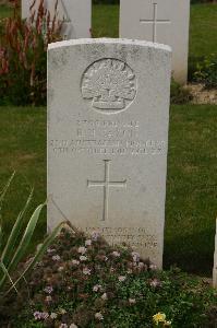 Tincourt New British Cemetery - Saxon, Bertie Henry