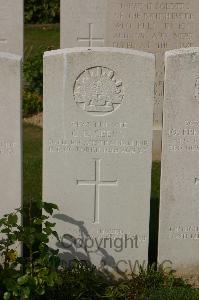 Tincourt New British Cemetery - Seers, Clarence Edgar