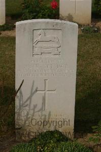 Tincourt New British Cemetery - Seymour, J