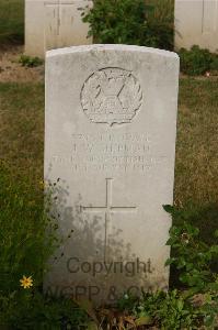 Tincourt New British Cemetery - Shipman, J W