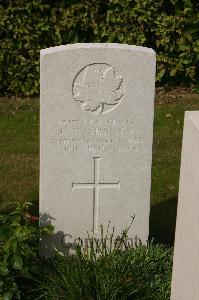 Tincourt New British Cemetery - Shirley, R W