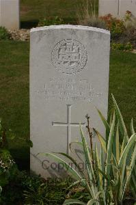 Tincourt New British Cemetery - Shortland, F
