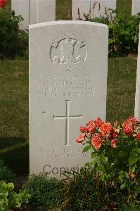 Tincourt New British Cemetery - Sinclair, W J