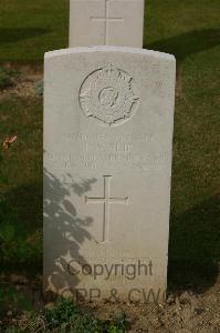 Tincourt New British Cemetery - Slip, James William