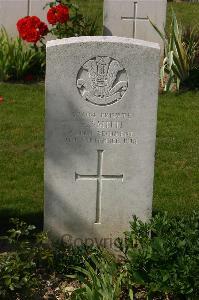 Tincourt New British Cemetery - Smith, S