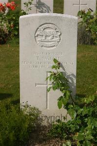 Tincourt New British Cemetery - Smith, T