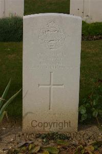 Tincourt New British Cemetery - Snell, Richard