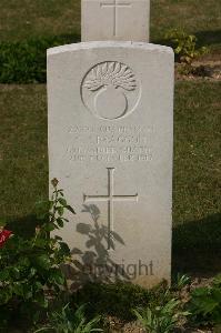 Tincourt New British Cemetery - Spraggon, G