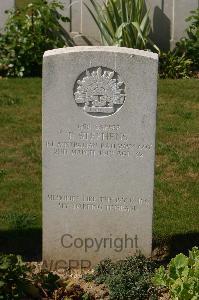 Tincourt New British Cemetery - Stephens, Richard