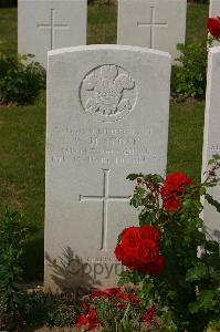 Tincourt New British Cemetery - Stork, W H