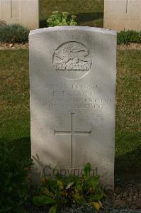 Tincourt New British Cemetery - Talbot, F