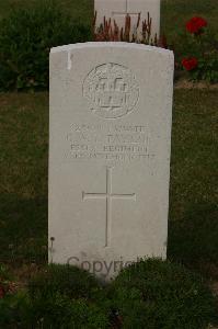 Tincourt New British Cemetery - Taylor, G W T