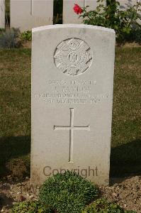 Tincourt New British Cemetery - Taylor, J