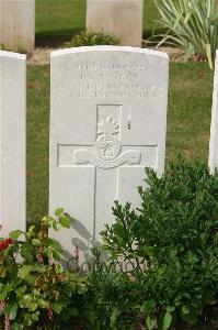 Tincourt New British Cemetery - Taylor, J B