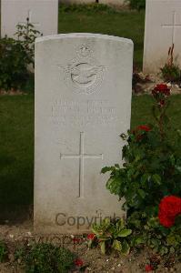 Tincourt New British Cemetery - Taylor, Thomas St. Clair Gifford