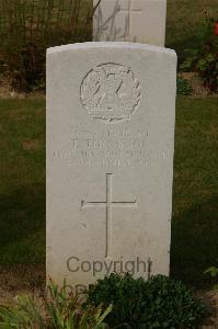 Tincourt New British Cemetery - Thompson, T