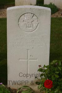 Tincourt New British Cemetery - Tinney, R H