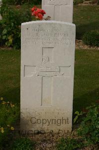 Tincourt New British Cemetery - Tomlinson, Clifford John