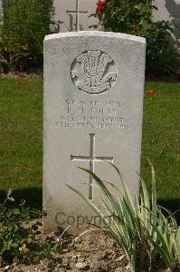 Tincourt New British Cemetery - Tully, Richard Heckels