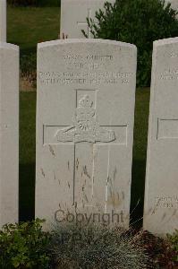 Tincourt New British Cemetery - Vickers, Jack