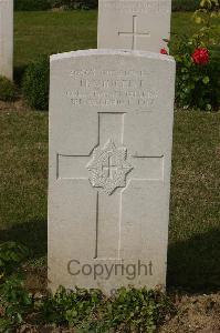 Tincourt New British Cemetery - Vincent, H