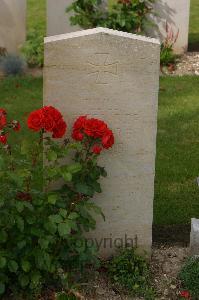 Tincourt New British Cemetery - Westerheide, Julius