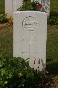 Tincourt New British Cemetery - White, W