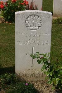 Tincourt New British Cemetery - Whitham, Richard