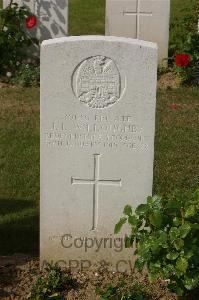 Tincourt New British Cemetery - Willoughby, J L
