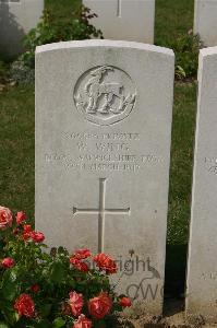 Tincourt New British Cemetery - Wing, W