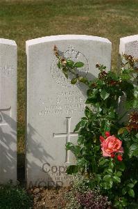 Tincourt New British Cemetery - Wise, A V D