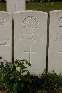 Tincourt New British Cemetery - Wood, Charles Walter