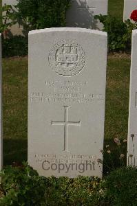 Tincourt New British Cemetery - Wood, E