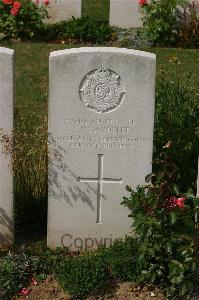 Tincourt New British Cemetery - Wright, J W