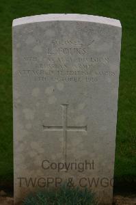 Varennes Military Cemetery - Fouks, Leon