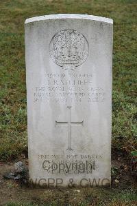 Forges-Les-Eaux Communal Cemetery - Ratcliffe, Jack