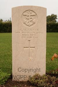 Bolsena War Cemetery - McGrann, George