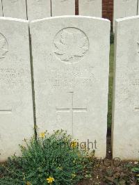Hangard Wood British Cemetery - Cassells, J E