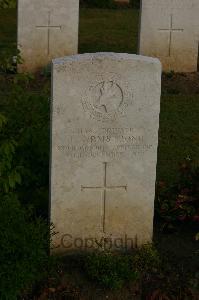 Fins New British Cemetery&#44; Sorel-Le-Grand - Armstrong, J