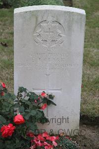 Vadencourt British Cemetery Maissemy - Clark, E J