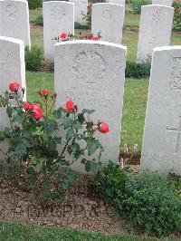 Auchonvillers Military Cemetery - Archer, Thomas