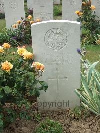 Auchonvillers Military Cemetery - Armstrong, W L