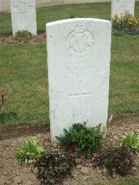 Auchonvillers Military Cemetery - Morrissey, Patrick