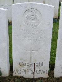 Bagneux British Cemetery Gezaincourt - Aldous, William