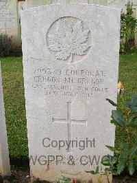 Bagneux British Cemetery Gezaincourt - McGregor, Gregor