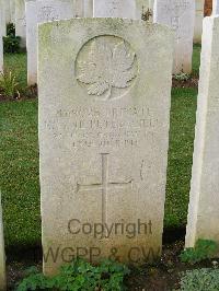 Bagneux British Cemetery Gezaincourt - Mullin, Enslie Peter