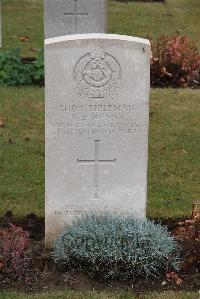 Queant Road Cemetery Buissy - Nunns, G E